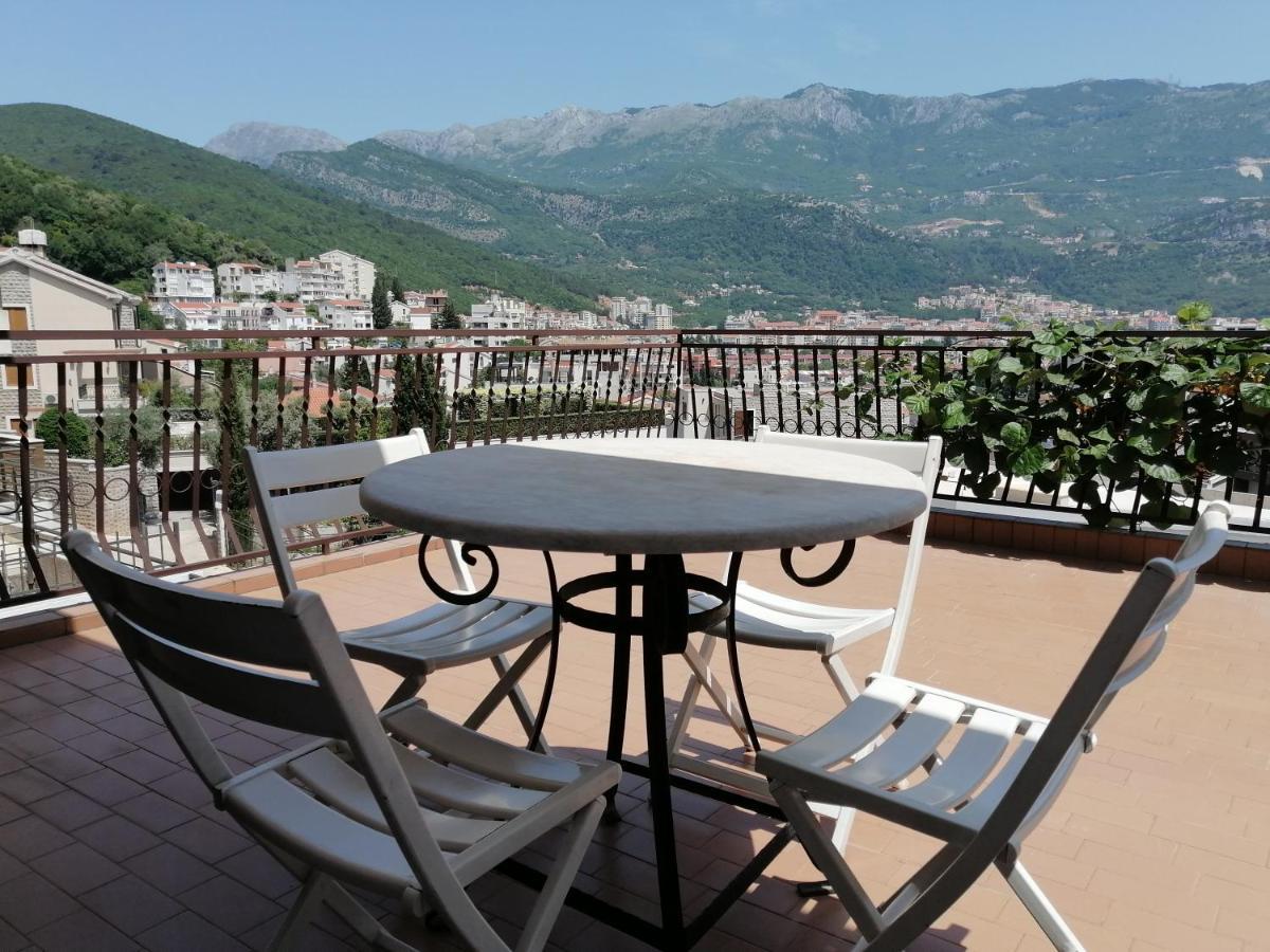 Lovely Apartment With Big Terrace In Budva Zewnętrze zdjęcie