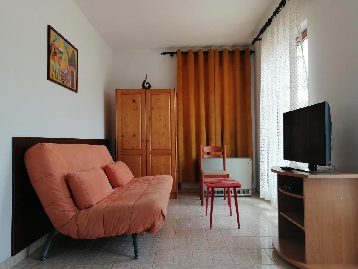 Lovely Apartment With Big Terrace In Budva Zewnętrze zdjęcie