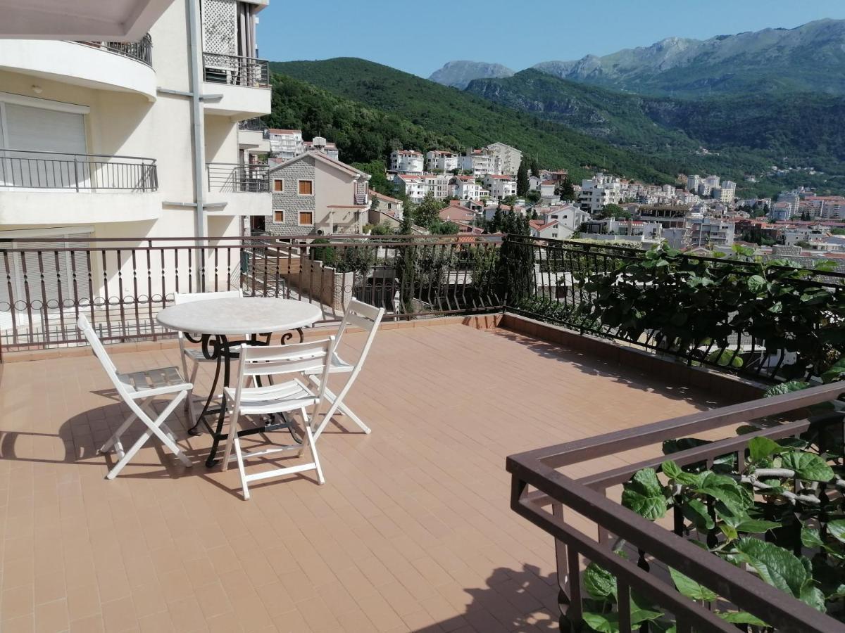 Lovely Apartment With Big Terrace In Budva Zewnętrze zdjęcie